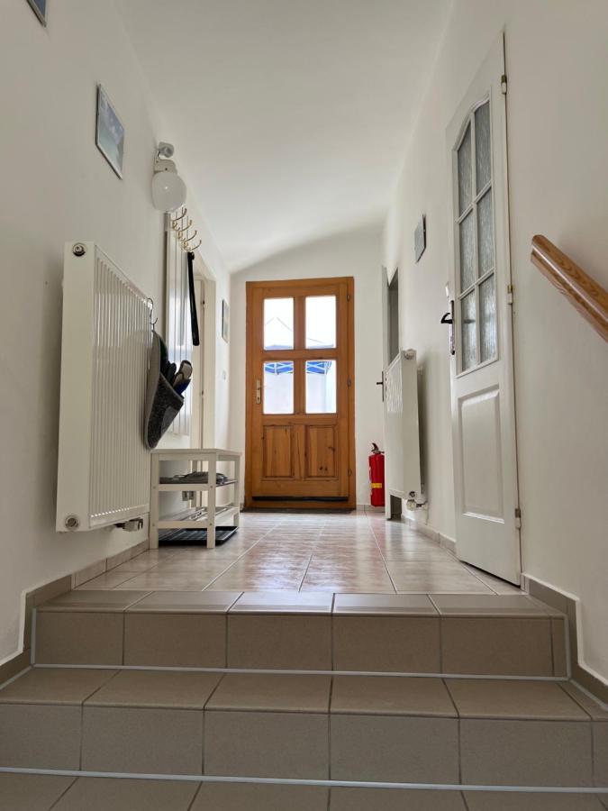 Cely Dum V Historickem Centru Loun Apartment Louny Ngoại thất bức ảnh