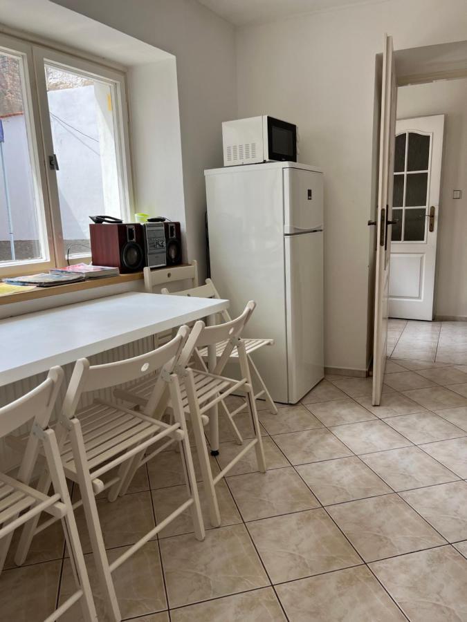 Cely Dum V Historickem Centru Loun Apartment Louny Ngoại thất bức ảnh